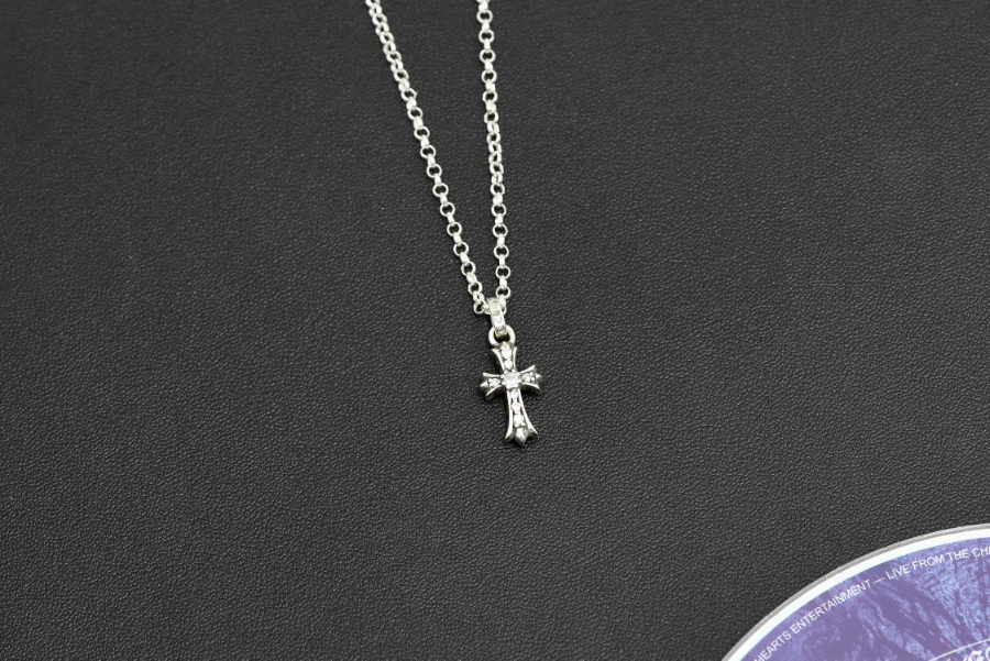 Chrome Hearts Mini Cross Single Diamond Pendant 크롬하츠 미니 십자 싱글 다이아 펜던트 8