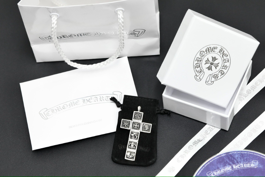 Chrome Hearts Multi Icon Cross Pendant 크롬하츠 멀티 아이콘 크로스 펜던트 10
