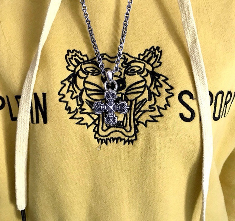 Chrome Hearts Four Fleur Cross Pendant 크롬하츠 포 플뢰르 크로스 펜던트 3