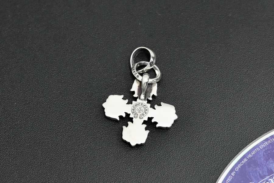 Chrome Hearts Four Fleur Cross Pendant 크롬하츠 포 플뢰르 크로스 펜던트 14