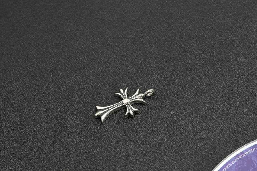 Chrome Hearts Diamond Cross Pendant 크롬하츠 다이아 크로스 펜던트 14