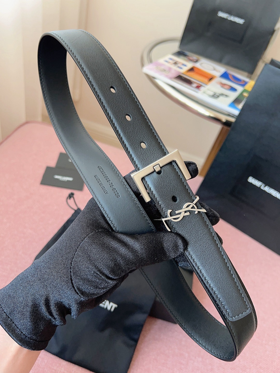 SAINT LAURENT Monogram Leather Belt 생로랑 모노그램 가죽 벨트 폭 3cm 실버 4