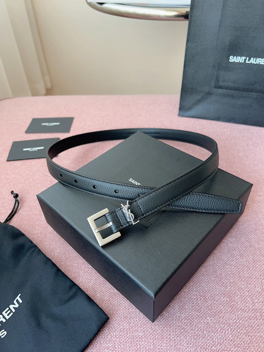 SAINT LAURENT Slim Monogram Leather Belt Black 생로랑 슬림 모노그램 가죽 벨트 폭 2cm 실버 3