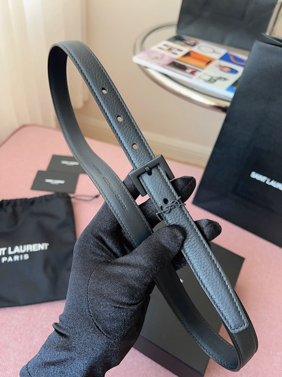 SAINT LAURENT Slim Monogram Leather Belt Black 생로랑 슬림 모노그램 가죽 벨트 폭 2cm 블랙 3