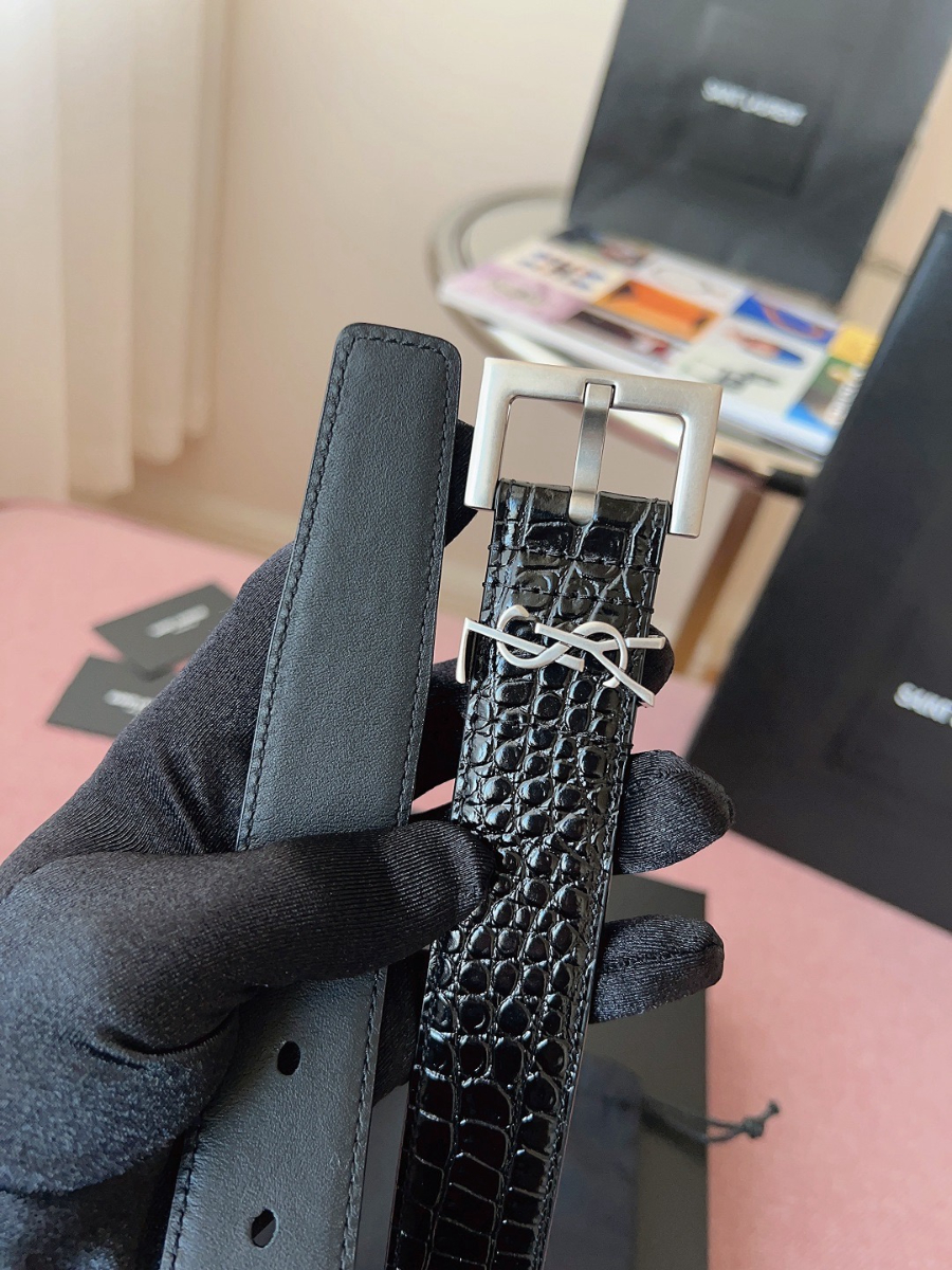 SAINT LAURENT Croc-Embossed Monogram Leather Belt 생로랑 크로커 엠보 모노그램 가죽 벨트 폭3cm 실버 6