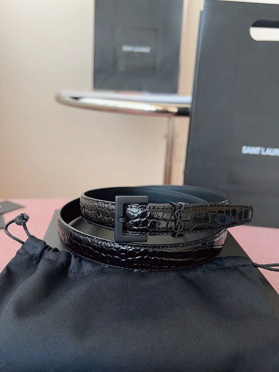 SAINT LAURENT Slim Croc-Embossed Monogram Leather Belt 생로랑 슬림 크로커 엠보 모노그램 가죽 벨트 블랙 2