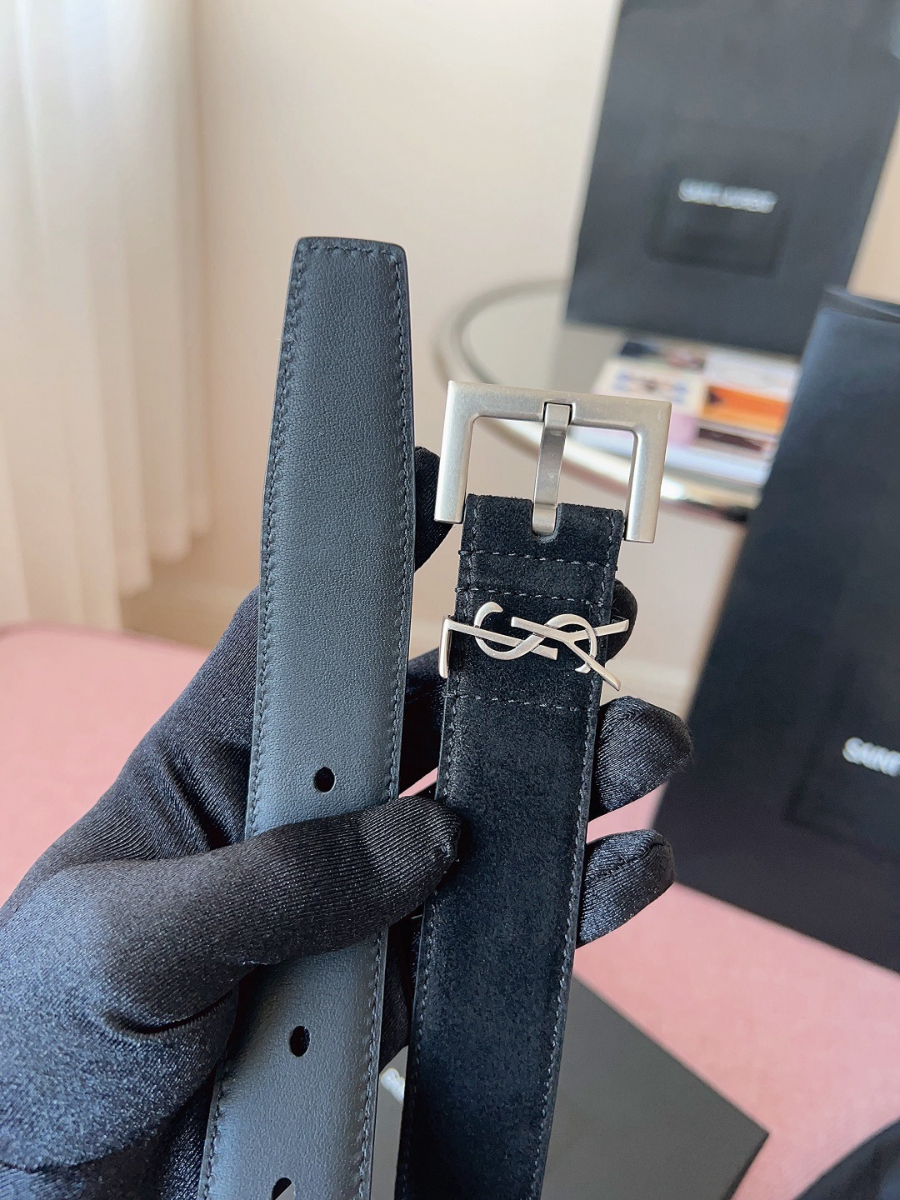 SAINT LAURENT Suede Monogram Leather Belt Black 생로랑 스웨이드 모노그램 가죽 벨트 3cm폭 실버버클 6