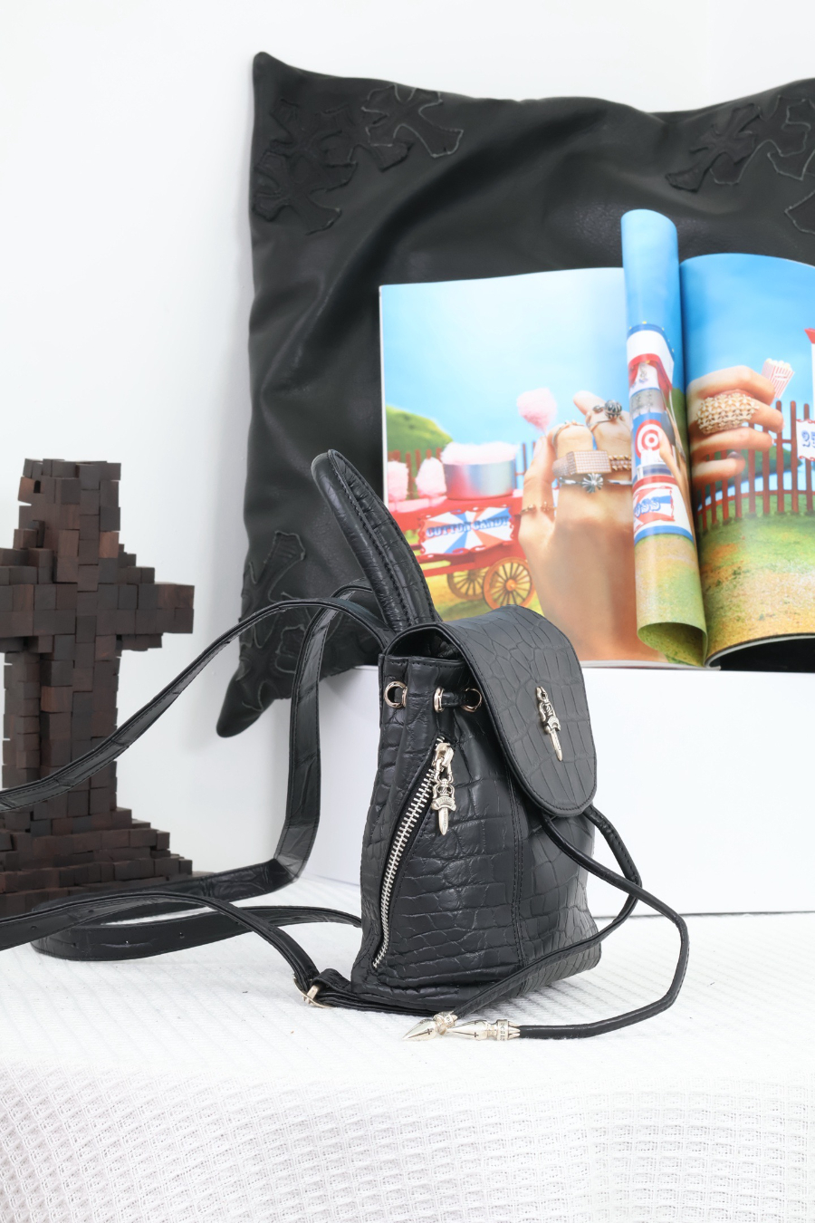 Chrome Hearts Mini Dagger Croc-Embossed Backpack 크롬하츠 미니 대거 크로커 엠보 레더 백팩 9