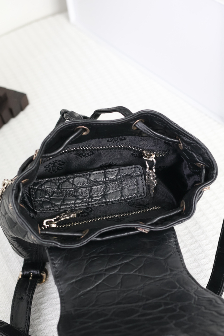 Chrome Hearts Mini Dagger Croc-Embossed Backpack 크롬하츠 미니 대거 크로커 엠보 레더 백팩 21