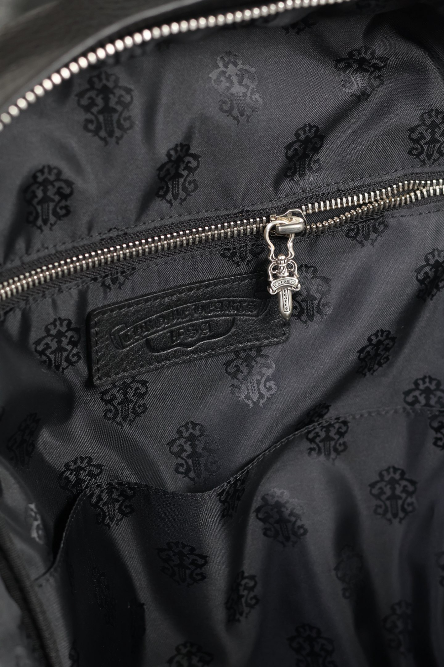 Chrome Hearts 7th Grade Backpack 크롬하츠 세븐스 그레이드 컬러 크로스 백팩 26