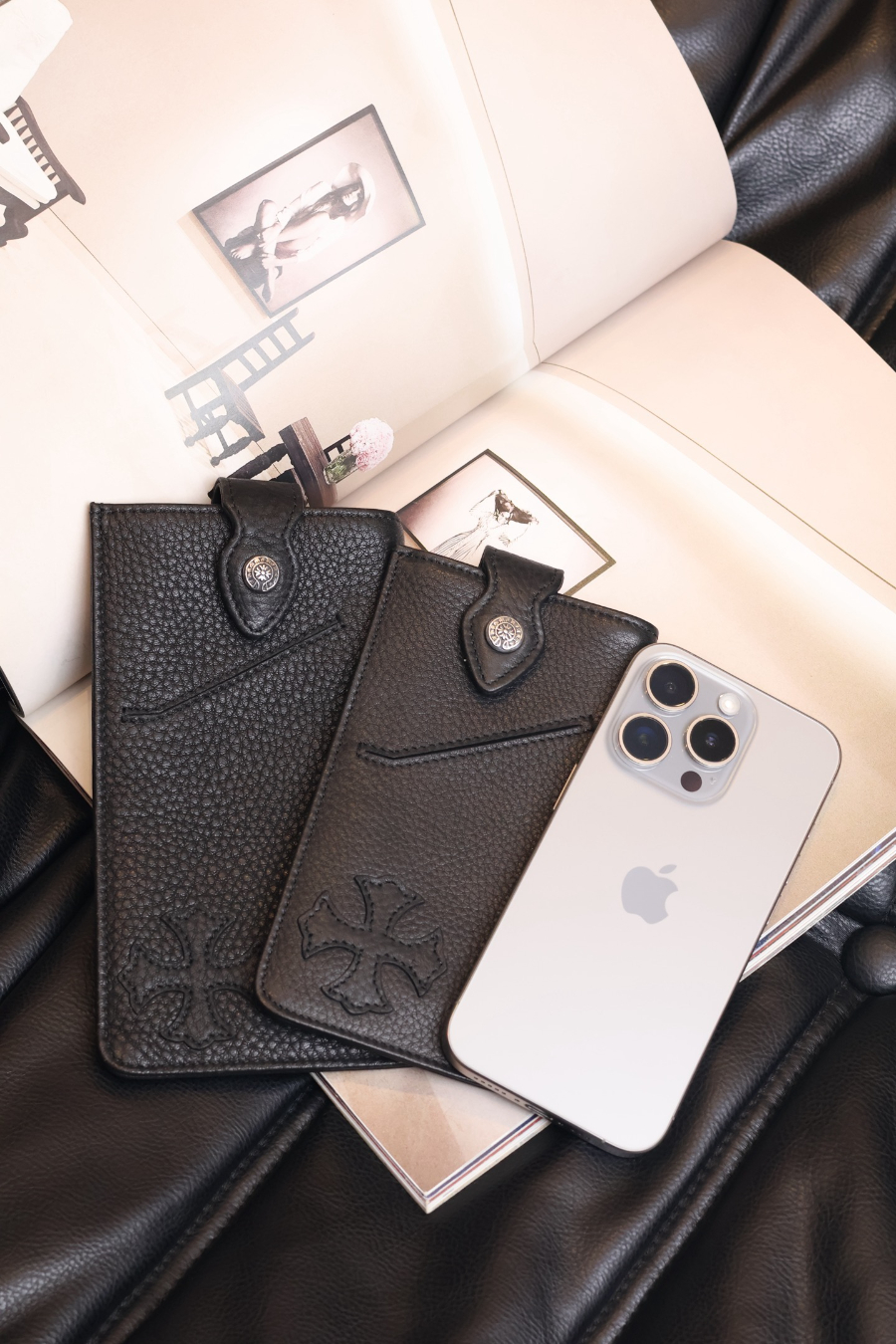 Chrome Hearts Cross Leather Phone Pouch W036 크롬하츠 십자가 가죽 휴대폰 파우치 W036 1