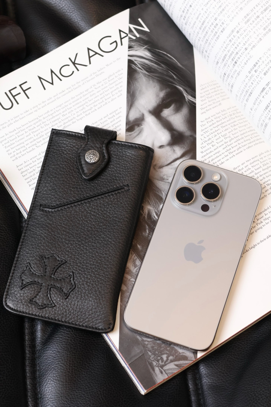Chrome Hearts Cross Leather Phone Pouch W036 크롬하츠 십자가 가죽 휴대폰 파우치 W036 2