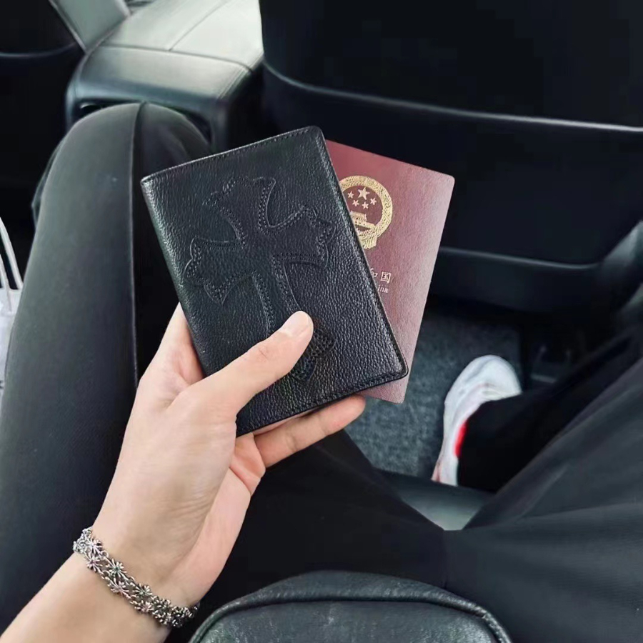 Chrome Hearts S925 Silver Leather Cross Patch Passport Wallet 크롬하츠 S925 실버 가죽 십자가 패치 여권 지갑 4