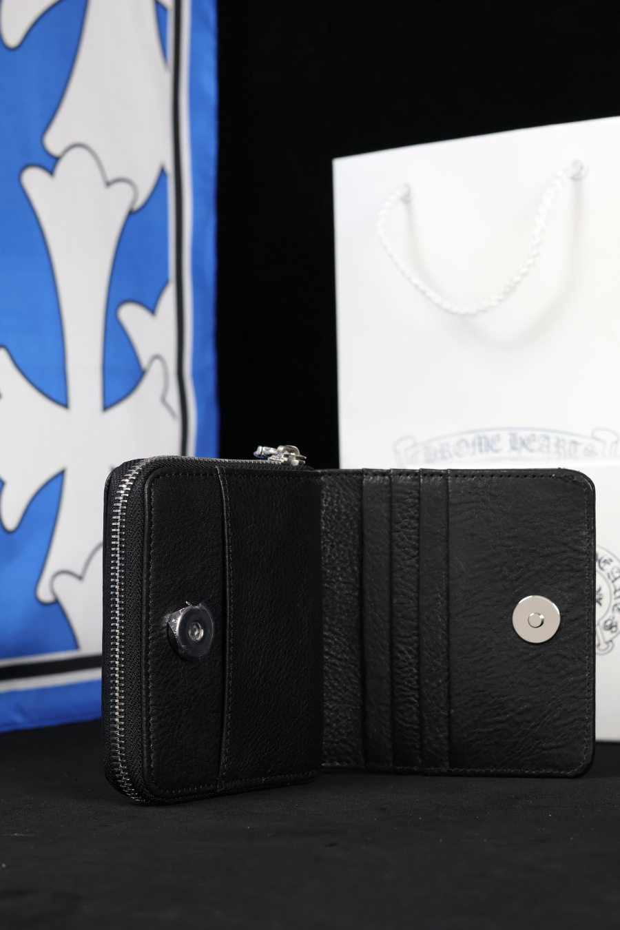 Chrome Hearts Large Scroll Zip Bi-Fold Coin Wallet 크롬하츠 라지 스크롤 집 바이폴드 코인 월렛 13