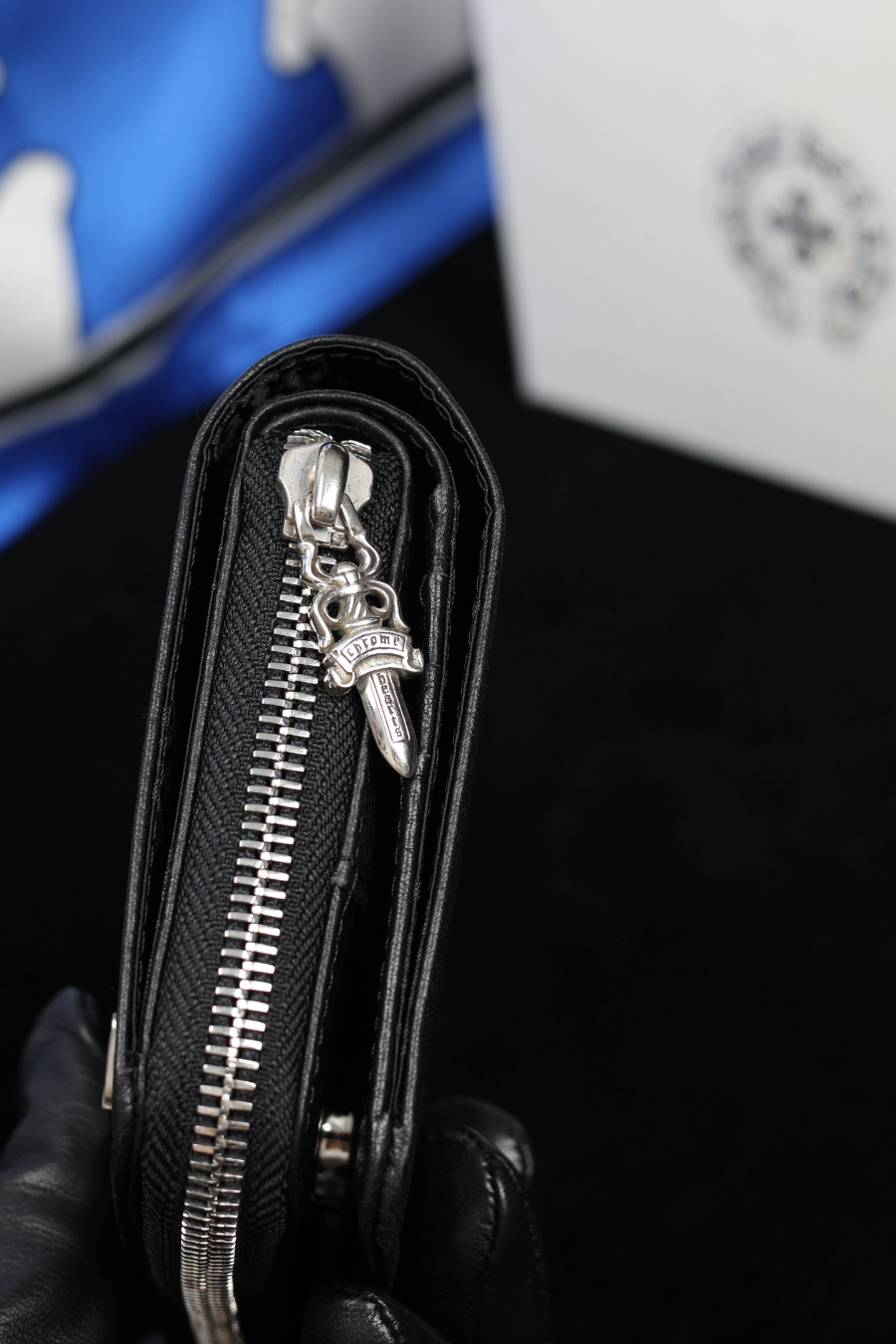 Chrome Hearts Large Scroll Zip Bi-Fold Coin Wallet 크롬하츠 라지 스크롤 집 바이폴드 코인 월렛 19