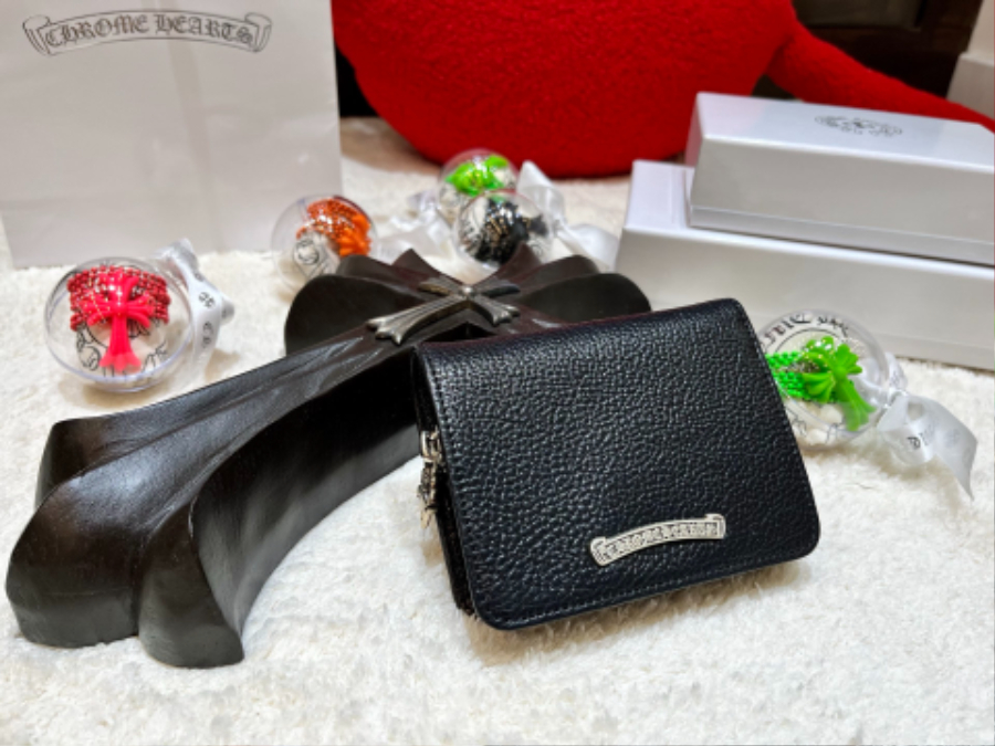 Chrome Hearts Small Scroll Zip Bi-Fold Coin Wallet 크롬하츠 스몰 스크롤 집 바이폴드 코인 월렛 1