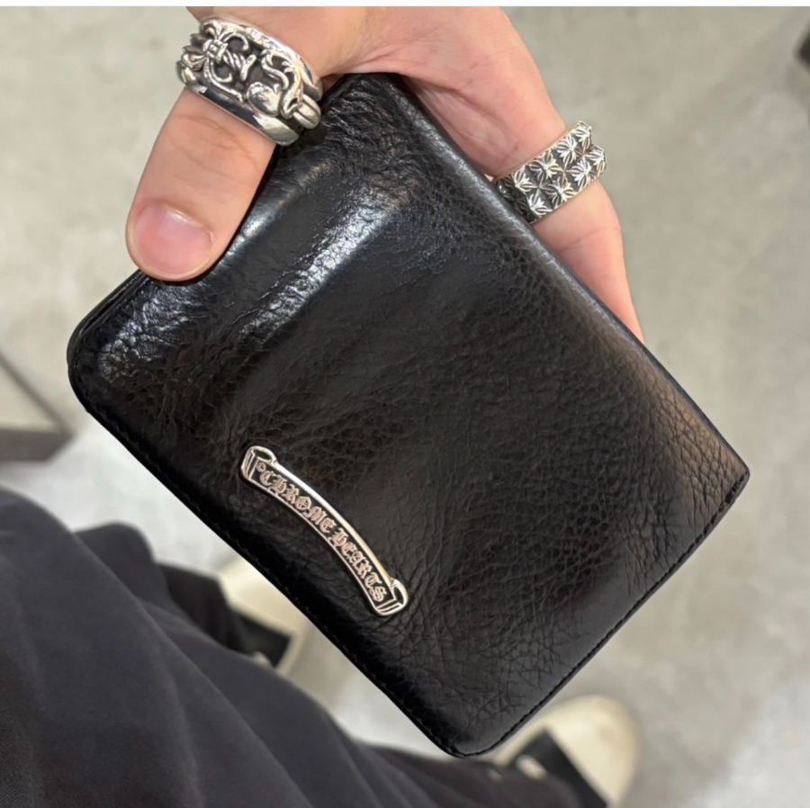 Chrome Hearts Small Scroll Zip Bi-Fold Coin Wallet 크롬하츠 스몰 스크롤 집 바이폴드 코인 월렛 2