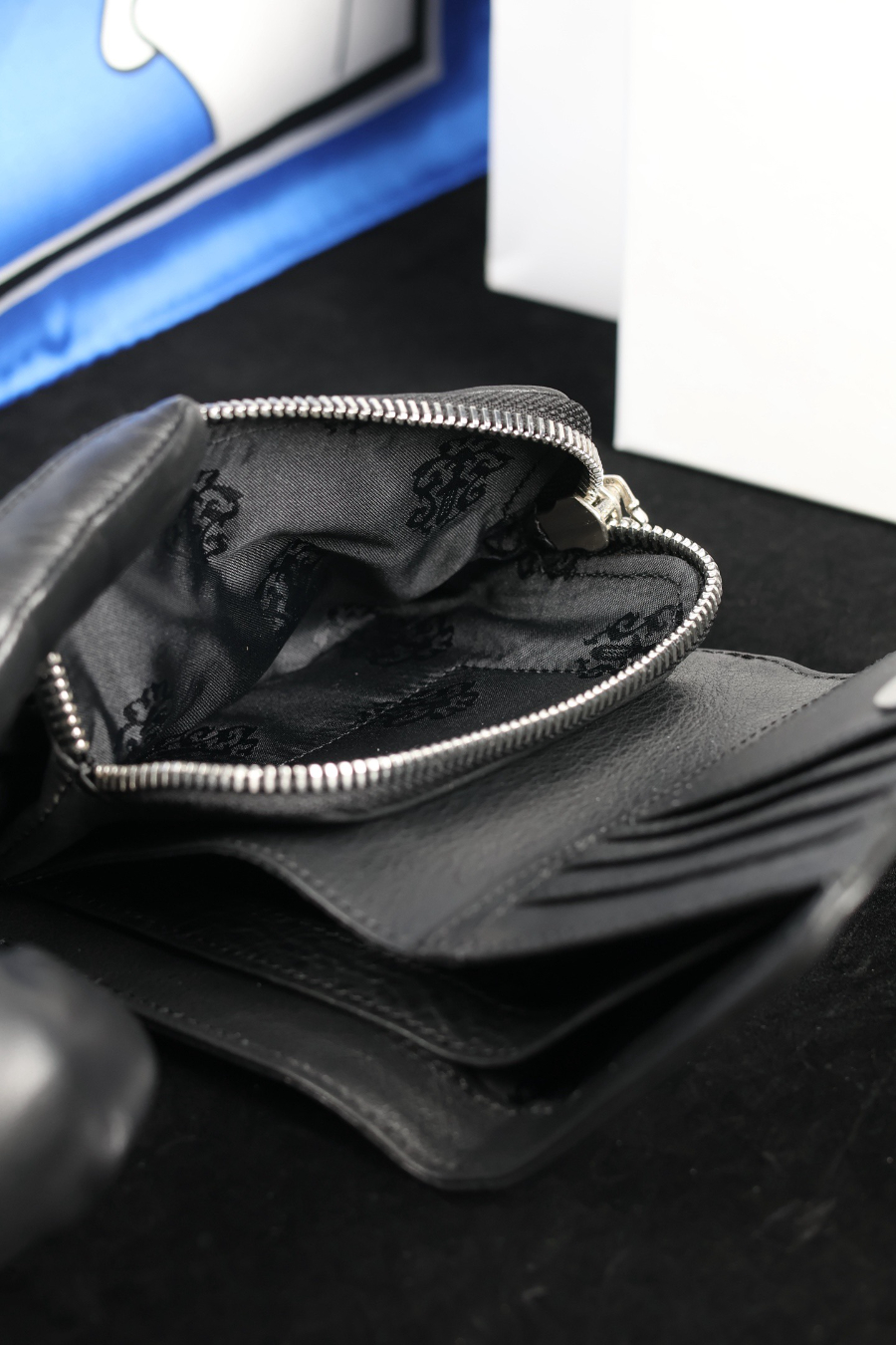 Chrome Hearts Small Scroll Zip Bi-Fold Coin Wallet 크롬하츠 스몰 스크롤 집 바이폴드 코인 월렛 19