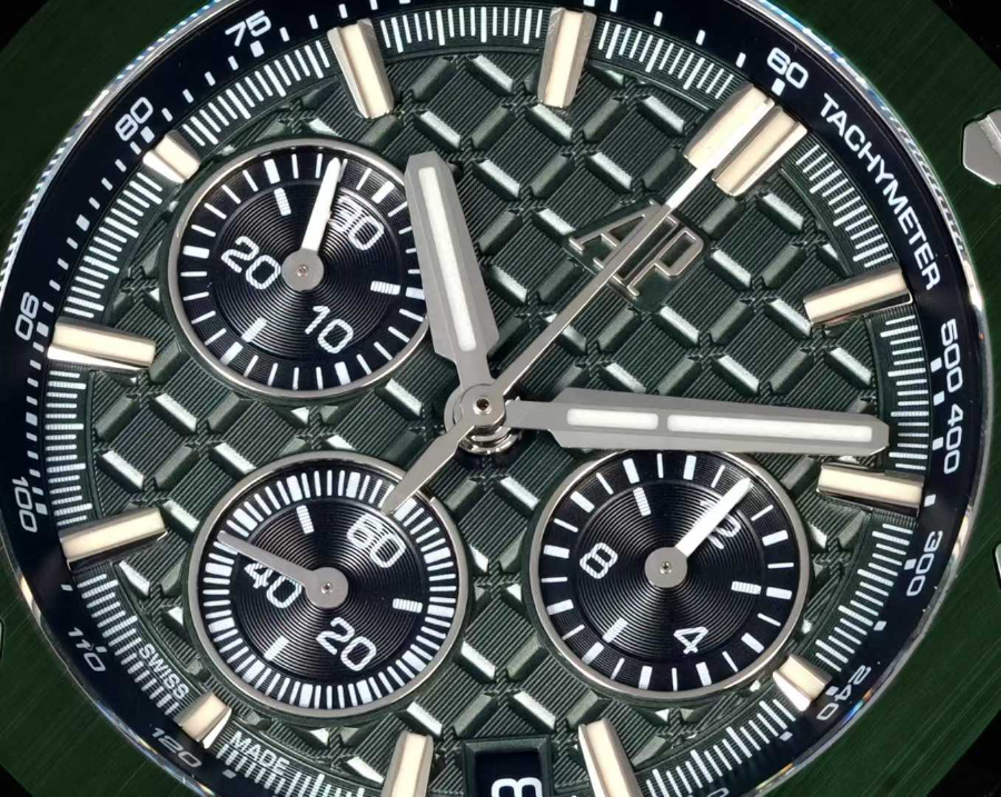 Audemars Piguet Royal Oak Offshore Chronograph 43mm Titanium 오데마 피게 로열 오크 오프쇼어 크로노그래프 43mm 티타늄 다크그린다이얼 6