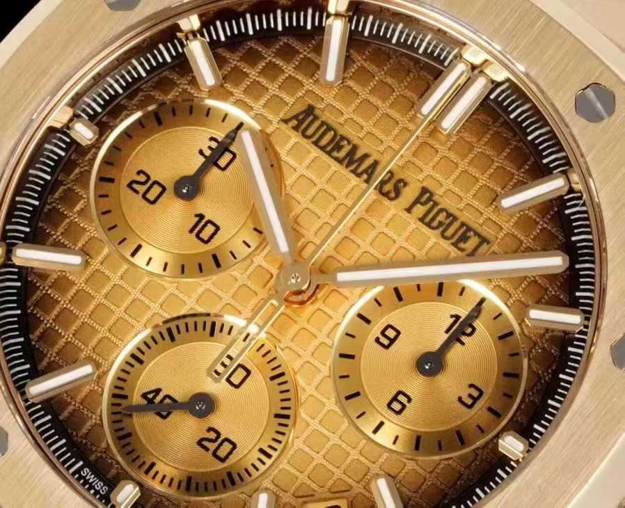 Audemars Piguet Royal Oak Chronograph 26240 Series 오데마 피게 로열 오크 크로노그래프 26240 시리즈 골드베젤 브라운다이얼 7