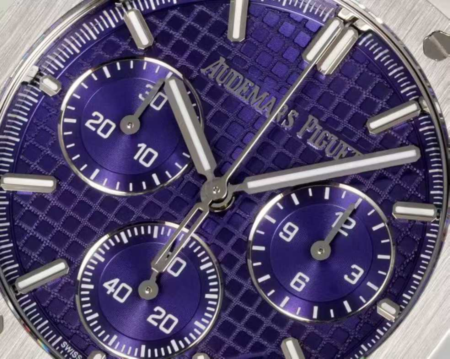 Audemars Piguet Royal Oak Chronograph 26240 Series 오데마 피게 로열 오크 크로노그래프 26240 시리즈 실버베젤 바이올렛다이얼 7