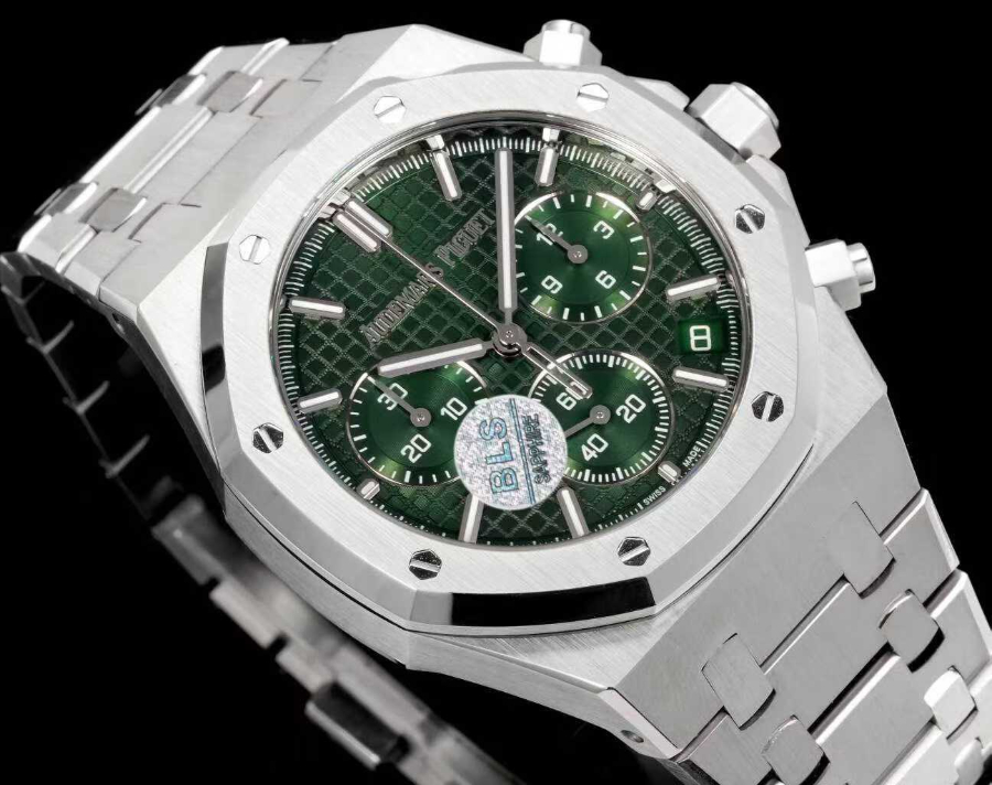 Audemars Piguet Royal Oak Chronograph 26240 Series 오데마 피게 로열 오크 크로노그래프 26240 시리즈 실버베젤 그린다이얼 4