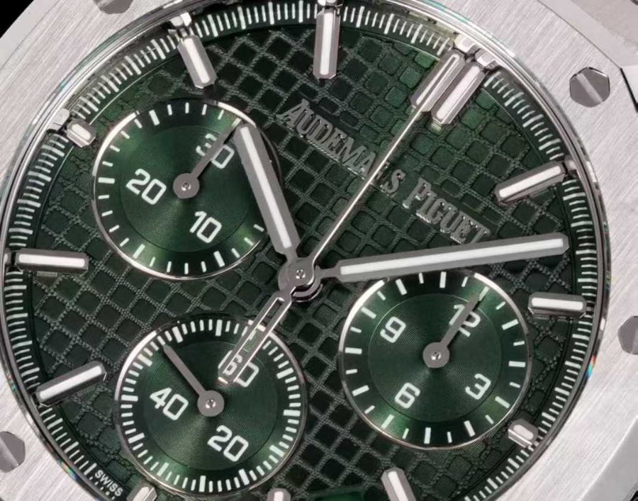 Audemars Piguet Royal Oak Chronograph 26240 Series 오데마 피게 로열 오크 크로노그래프 26240 시리즈 실버베젤 그린다이얼 7