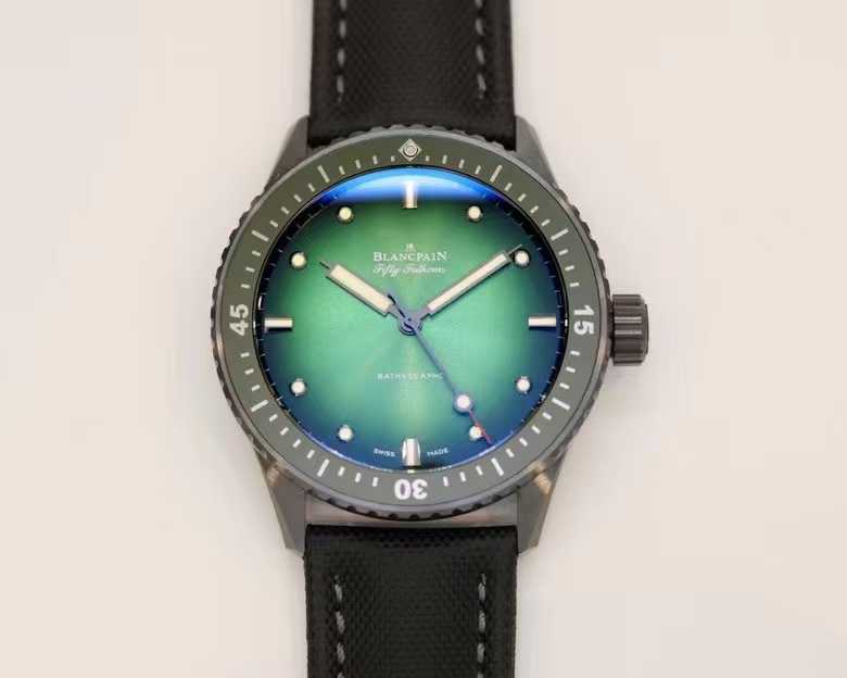 Blancpain Fifty Fathoms 43.6mm Green Dial Blancpain 피프티 패덤즈 43.6mm 그린 다이얼 1