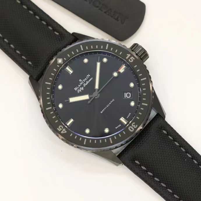 Blancpain Fifty Fathoms 43.6mm Green Dial Blancpain 피프티 패덤즈 43.6mm 블랙 다이얼 2