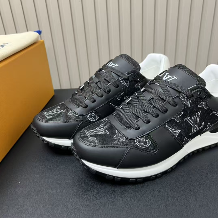 Louis Vuitton 루이비통 남성 트레이너 스니커즈 2
