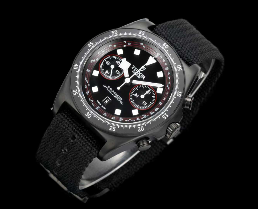 TUDOR Pelagos FXD Chronograph  튜더 펠라고스 FXD 크로노그래프 블랙 카본 케이스 레드 5