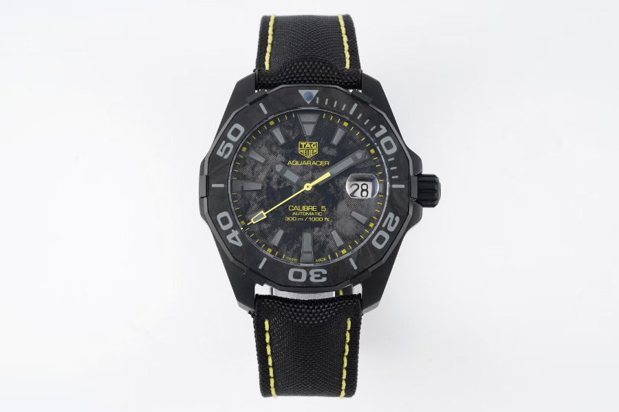 TAG Heuer Aquaracer Carbon 41mm Automatic Watch 태그호이어 아쿠아레이서 카본 41mm 오토매틱 시계 2