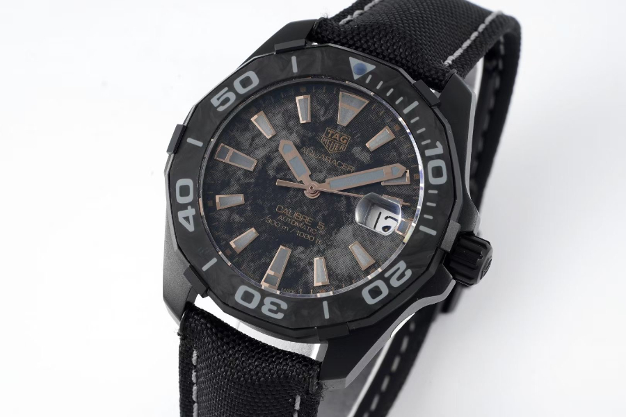 TAG Heuer Aquaracer Carbon 41mm Automatic Watch 태그호이어 아쿠아레이서 카본 41mm 오토매틱 시계 브라운인덱스 4