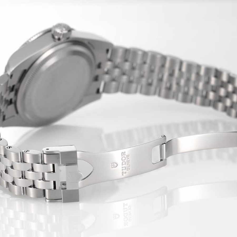 TUDOR Black Bay 41 Master Chronometer Automatic Watch 튜더 레드베이 41 마스터 크로노미터 오토매틱 시계 9