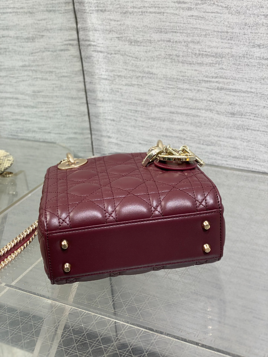 Lady Dior 레이디 디올 미니 퀼팅 램스킨 파이톤 핸들 참 장식 백 17cm 버건디 7
