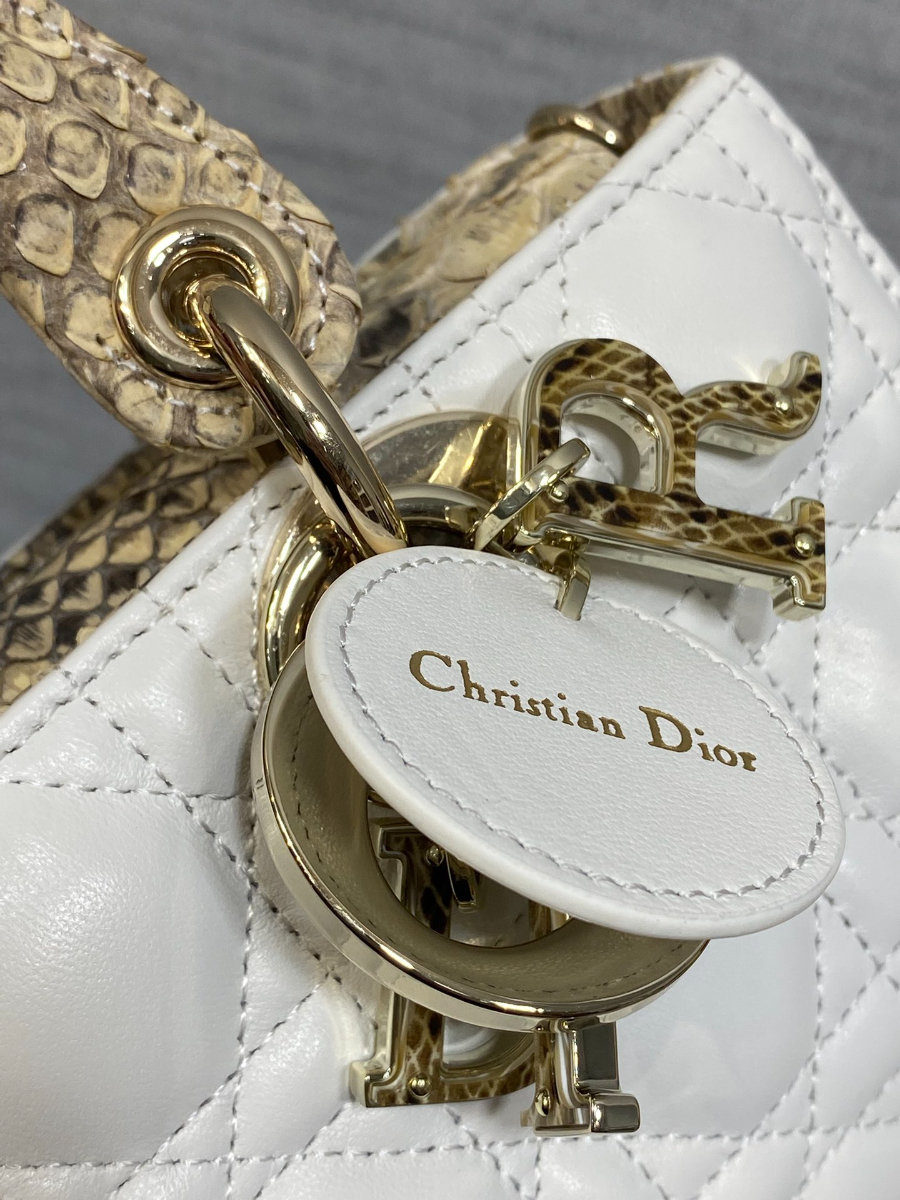 Dior 디올 Lady Dior 스몰 파이톤 패턴 램스킨 토트백 디조이백 화이트 골드 하드웨어 22cm  4