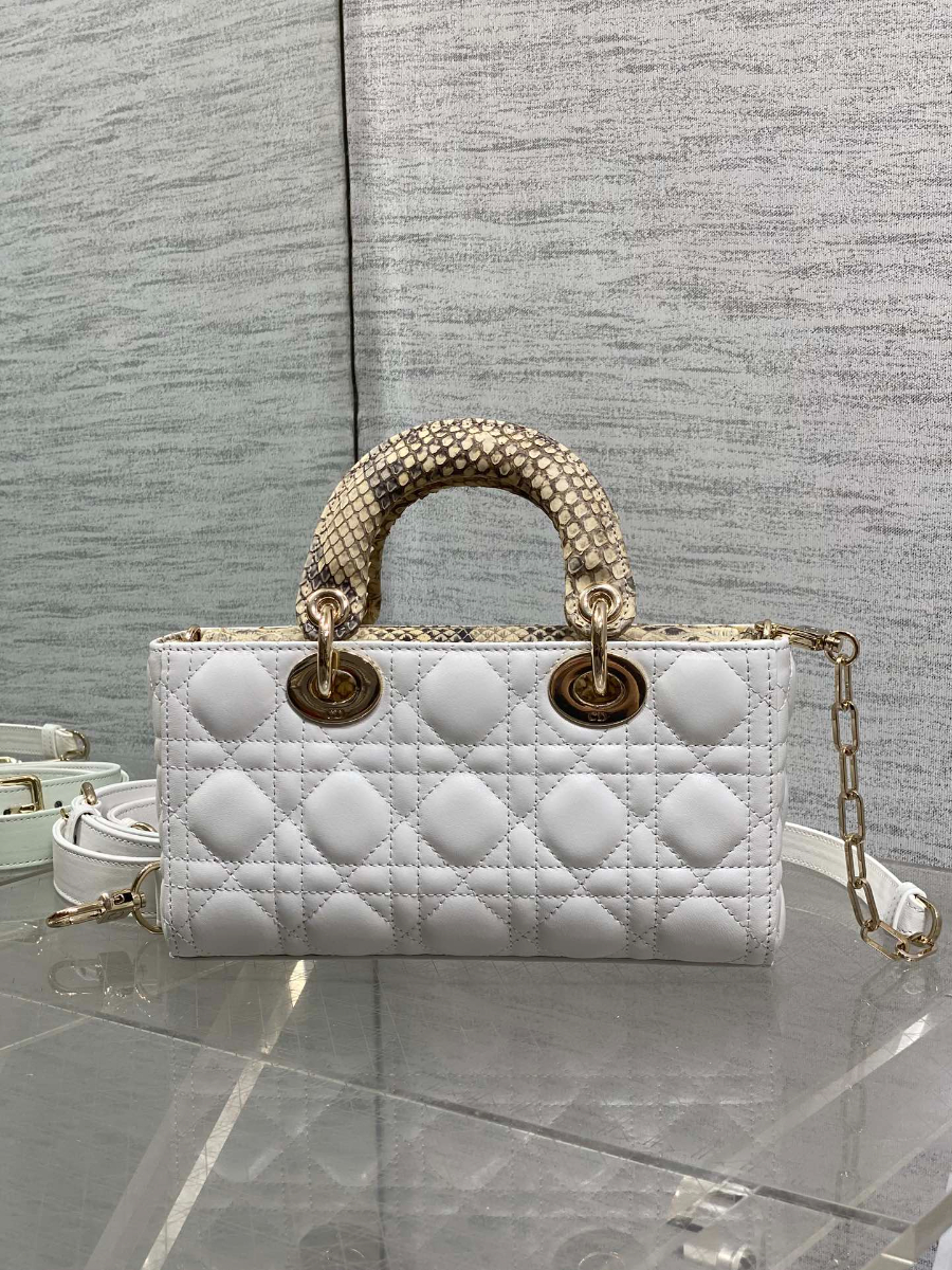 Dior 디올 Lady Dior 스몰 파이톤 패턴 램스킨 토트백 디조이백 화이트 골드 하드웨어 22cm  5