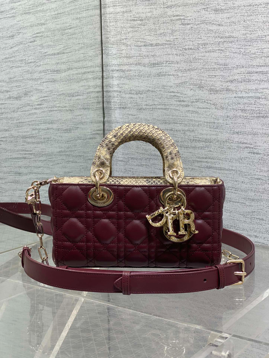 Dior 디올 Lady Dior 스몰 파이톤 패턴 램스킨 토트백 디조이백 버건디 골드 하드웨어 22cm  1
