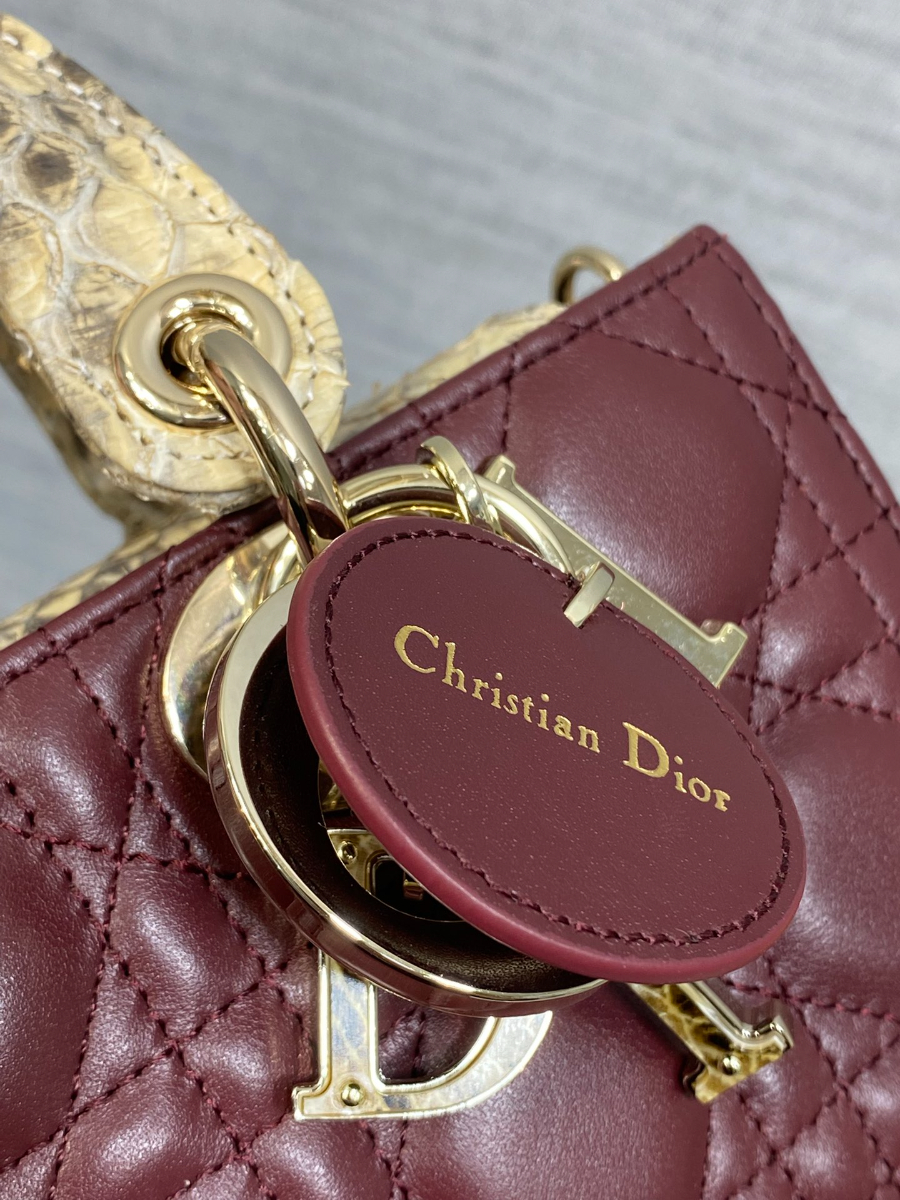 Dior 디올 Lady Dior 스몰 파이톤 패턴 램스킨 토트백 디조이백 버건디 골드 하드웨어 22cm  4