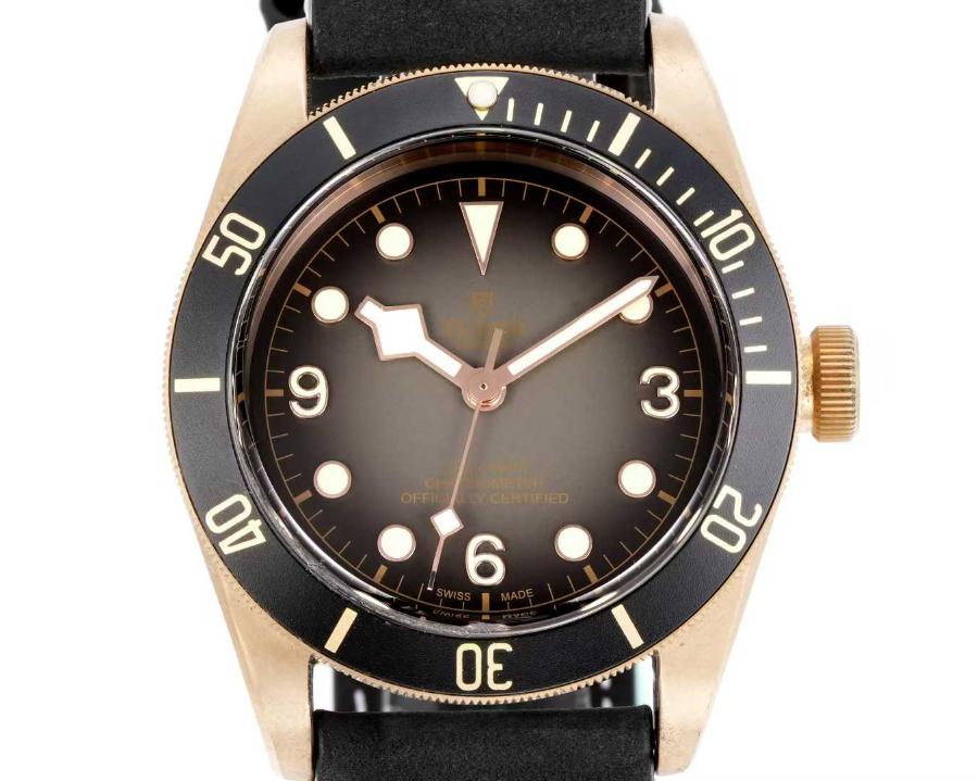 TUDOR Black Bay Bronze Ref. M79250BA-0001 튜더 블랙베이 블랙  M79250BA-0001 3