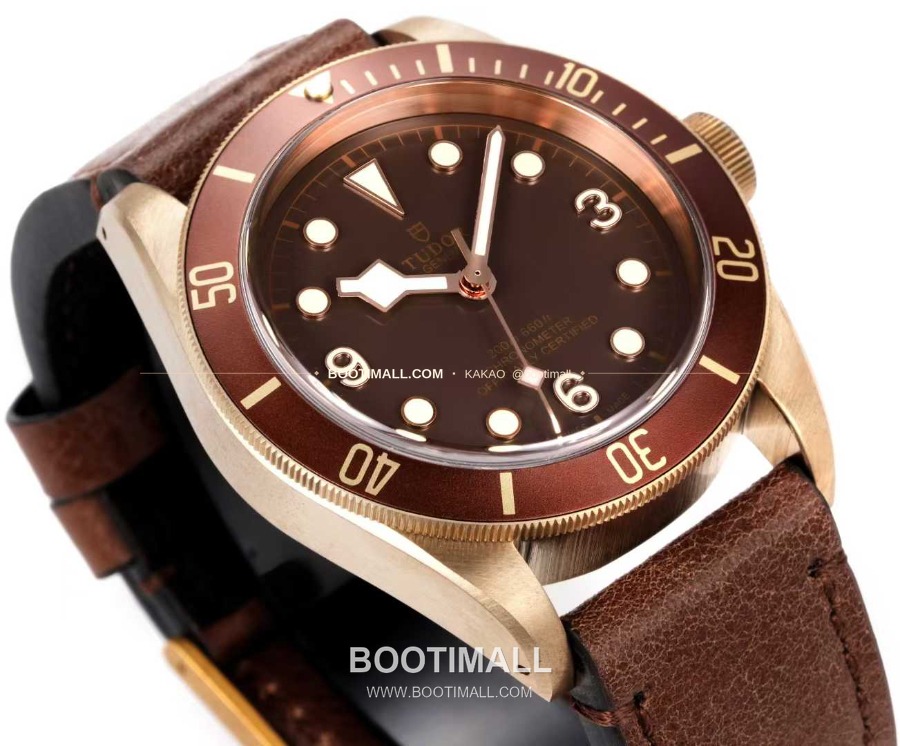 TUDOR Black Bay Bronze Ref. M79250BA-0001 튜더 브라운베이 브론즈 M79250BA-0001 5