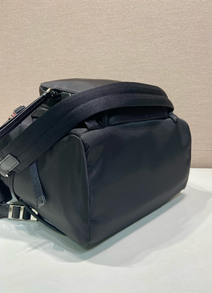 Prada 프라다 2024 나일론 백팩 25cm (크로스줄포함) 9