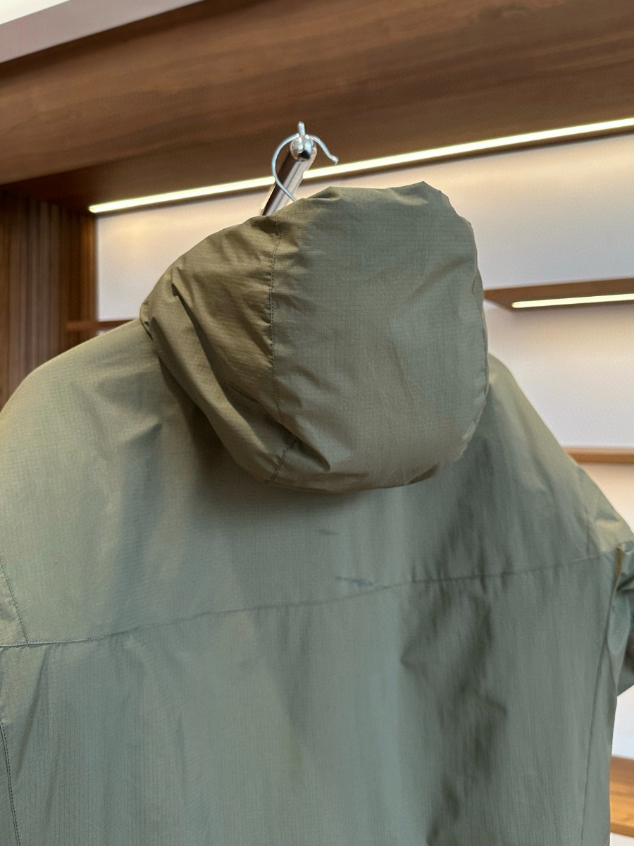 Arc’teryx Cold WX LT Gen 2 Hooded Jacket 아크테릭스 콜드 WX LT Gen 2 후드 패딩 자켓 카키 9