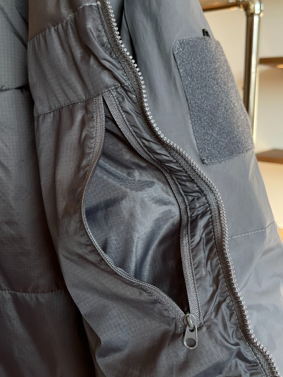 Arc’teryx Cold WX LT Gen 2 Hooded Jacket 아크테릭스 콜드 WX LT Gen 2 후드 패딩 자켓 그레이 7