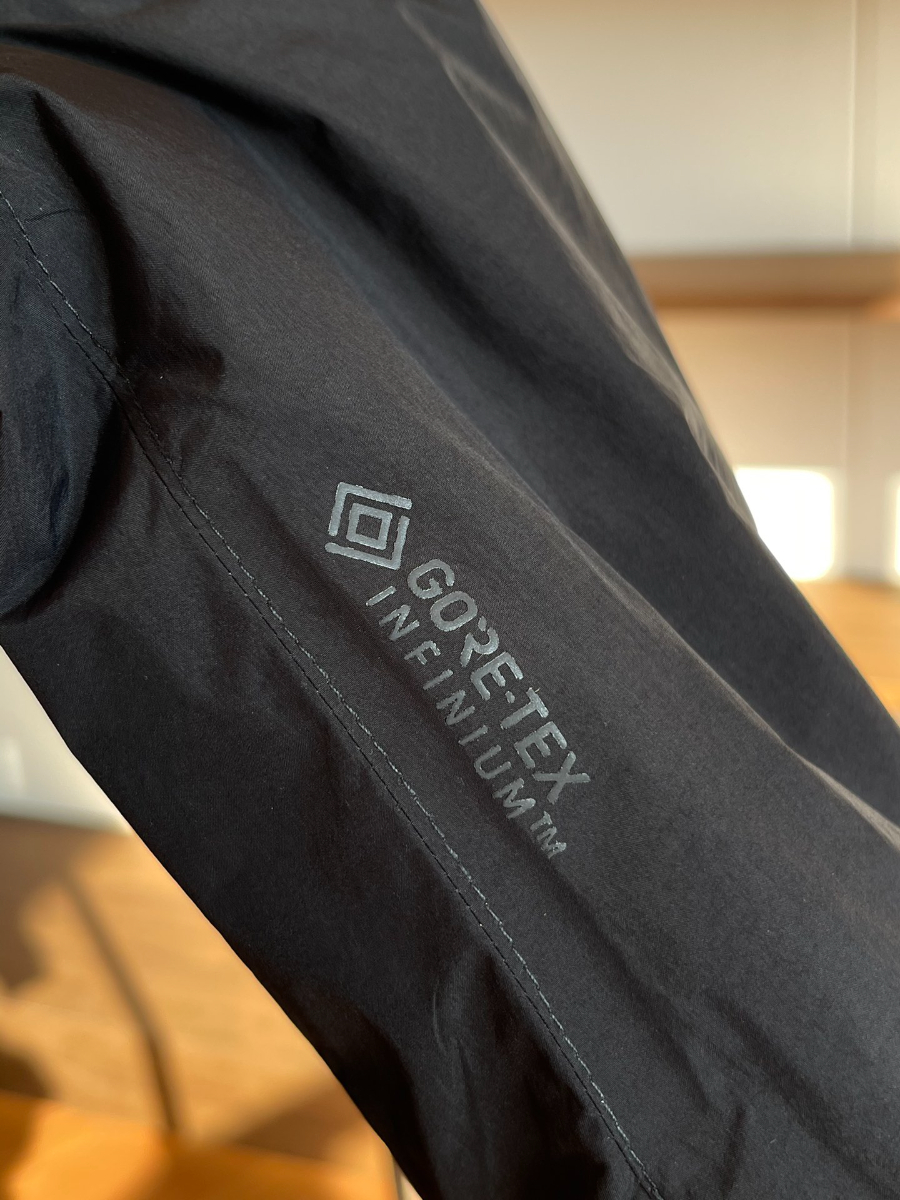 Arc’teryx Cold WX LT Gen 2 Hooded Jacket 아크테릭스 콜드 WX LT Gen 2 후드 패딩 자켓 블랙 5