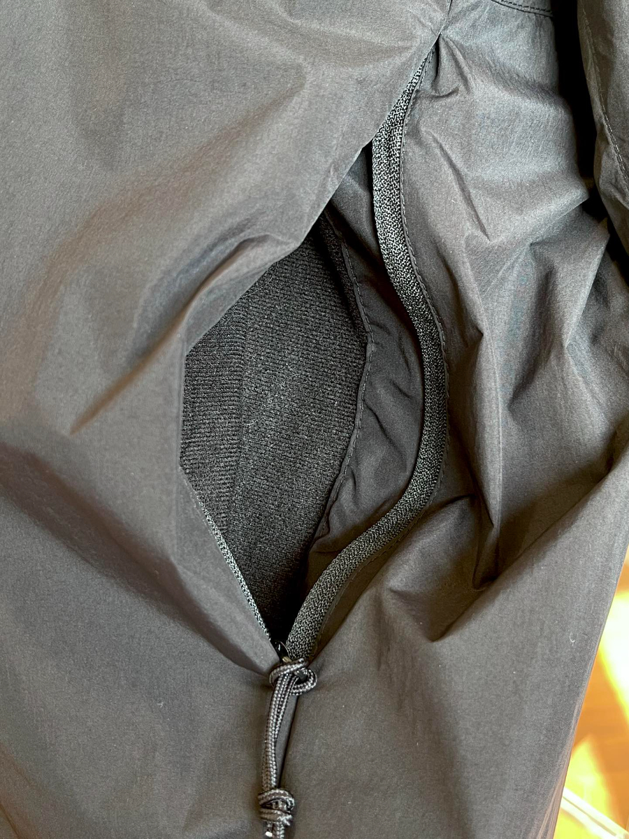 Arc’teryx Cold WX LT Gen 2 Hooded Jacket 아크테릭스 콜드 WX LT Gen 2 후드 패딩 자켓 블랙 6