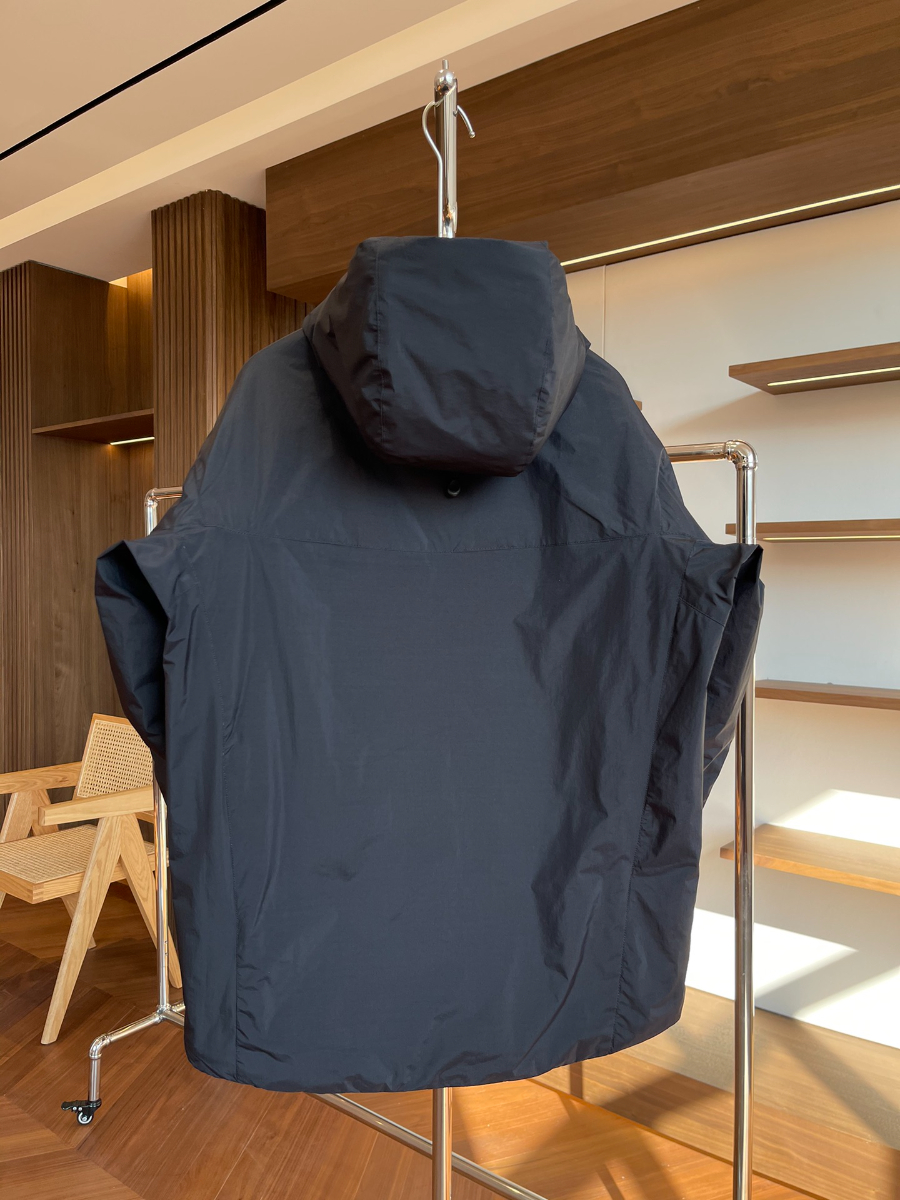 Arc’teryx Cold WX LT Gen 2 Hooded Jacket 아크테릭스 콜드 WX LT Gen 2 후드 패딩 자켓 블랙 9