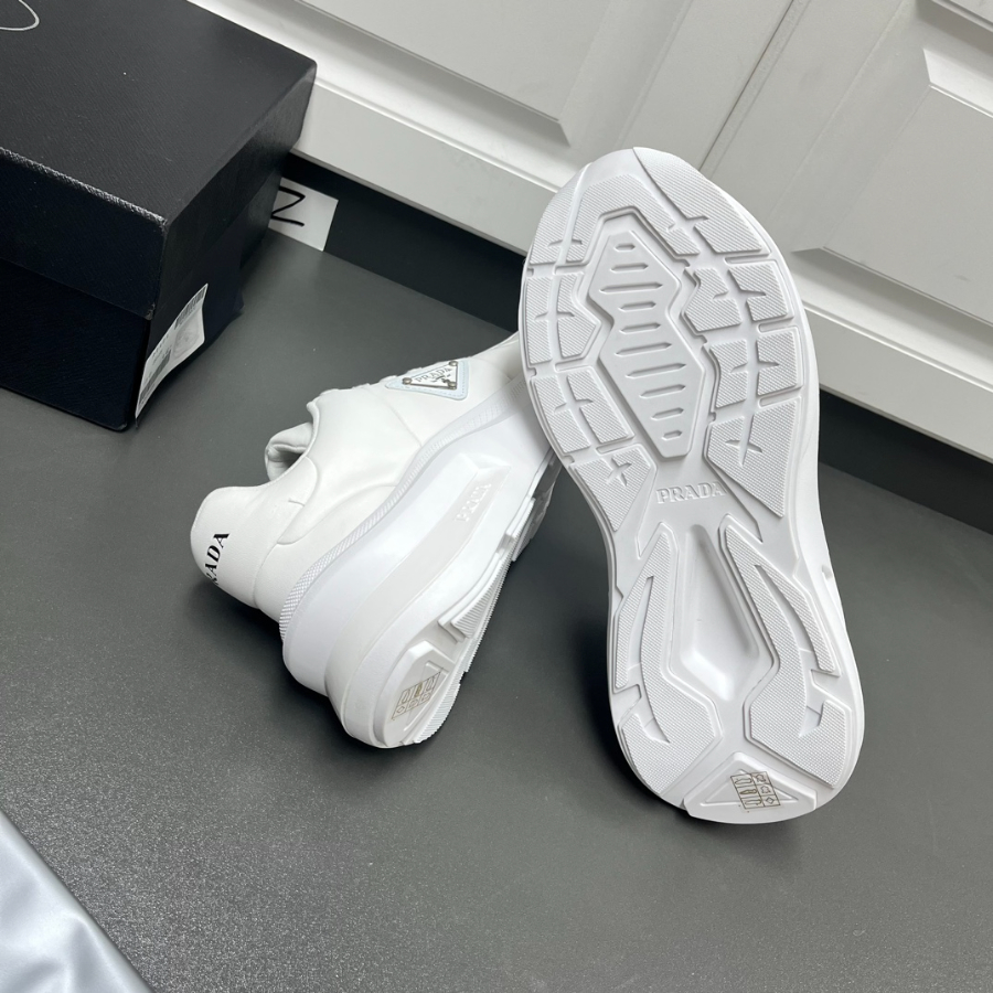 Prada 프라다 남성 Systeme 가죽 스니커즈 9