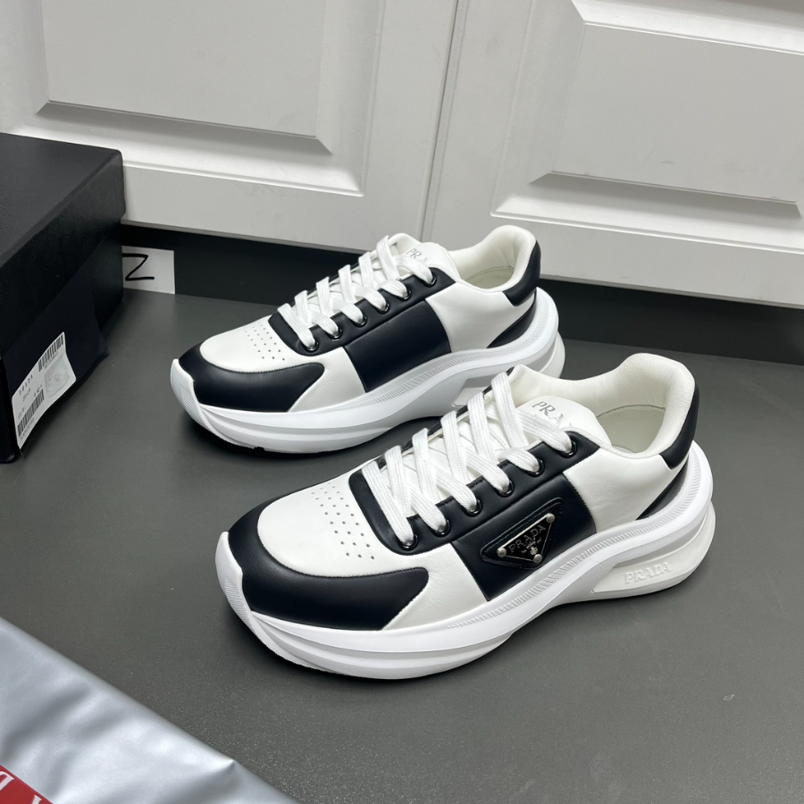 Prada 프라다 남성 Systeme 가죽 스니커즈 2