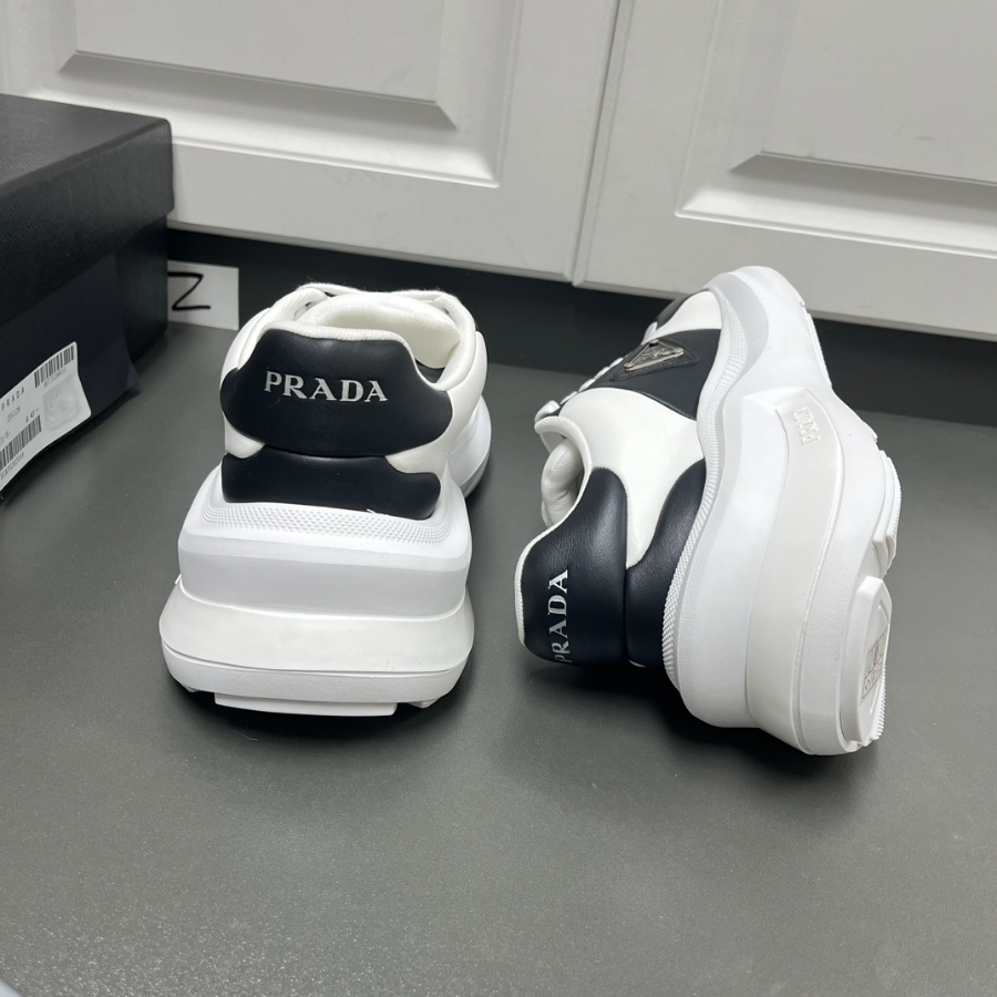 Prada 프라다 남성 Systeme 가죽 스니커즈 8